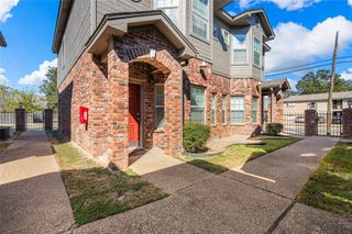 1701 S 12th Street, Waco, TX 76706
