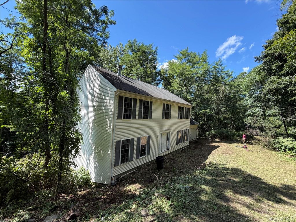 33 Wayne Way, White Plains, NY 10607 — exterior