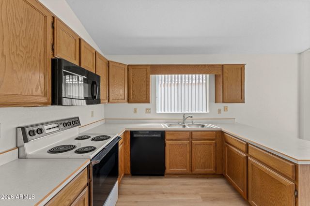 20443 N 105th Avenue, Peoria, AZ 85382