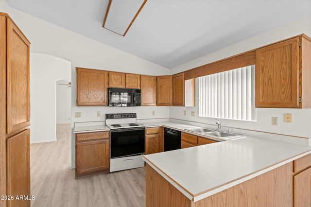 20443 N 105th Avenue, Peoria, AZ 85382