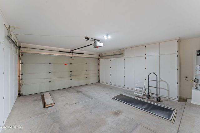 20443 N 105th Avenue, Peoria, AZ 85382