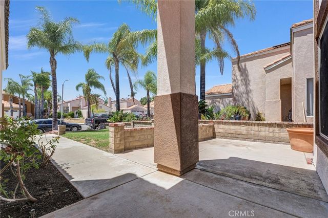 39734 Avenida Miguel Oeste, Murrieta, CA 92563
