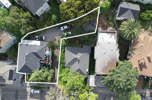 330 Athol Avenue, Oakland, CA 94606