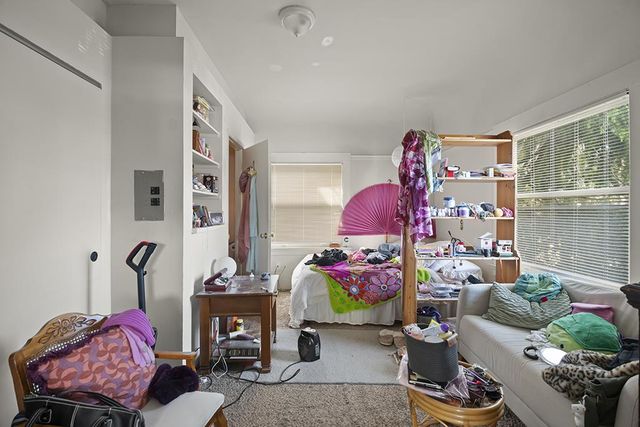 330 Athol Avenue, Oakland, CA 94606