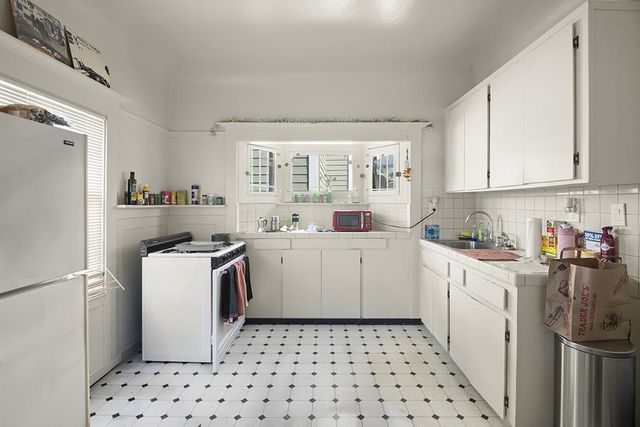 330 Athol Avenue, Oakland, CA 94606