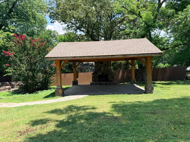 812 Orchard Terrace, Rossville, GA 30741