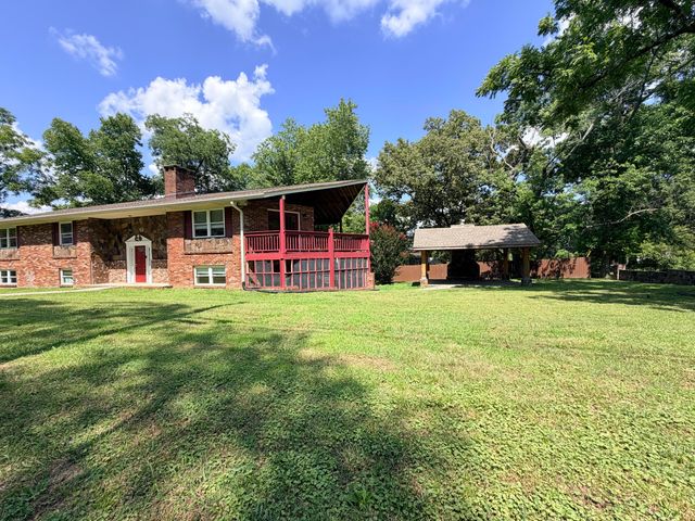 812 Orchard Terrace, Rossville, GA 30741