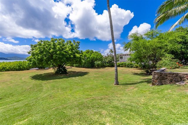 44-519 Kaneohe Bay Drive, Kaneohe, HI 96744