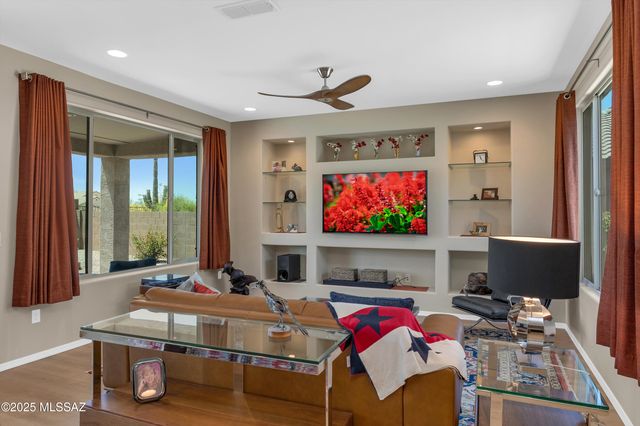 7039 W Kanab Creek Trail, Marana, AZ 85658