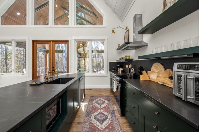 2425 Westlake Ave, Monteagle, TN 37356