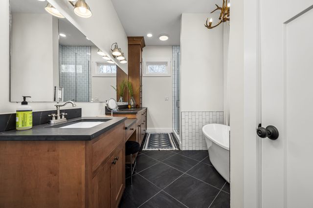 2425 Westlake Ave, Monteagle, TN 37356