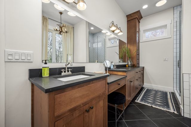 2425 Westlake Ave, Monteagle, TN 37356