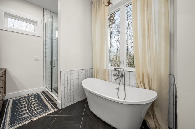 2425 Westlake Ave, Monteagle, TN 37356