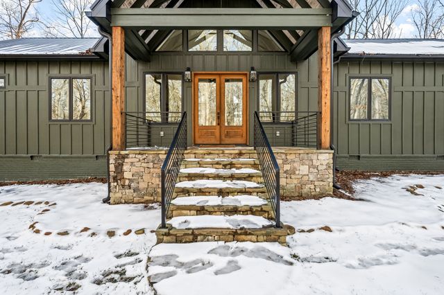 2425 Westlake Ave, Monteagle, TN 37356