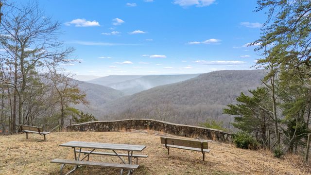 2425 Westlake Ave, Monteagle, TN 37356