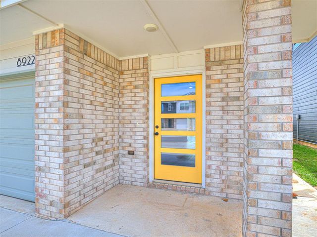 8922 NW 109th Terrace, Oklahoma City, OK 73162