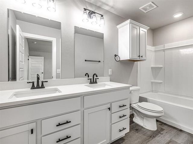 8922 NW 109th Terrace, Oklahoma City, OK 73162