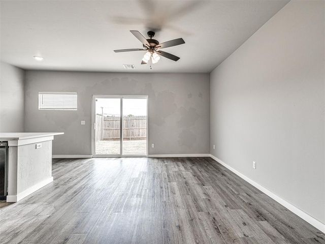 8922 NW 109th Terrace, Oklahoma City, OK 73162