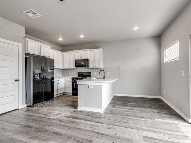 8922 NW 109th Terrace, Oklahoma City, OK 73162