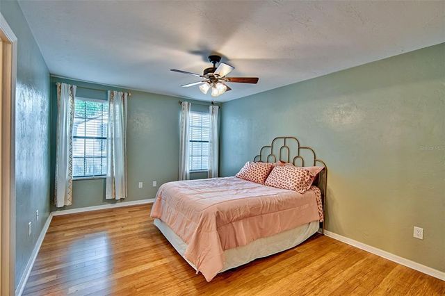 832 NW 42ND TERRACE, Gainesville, FL 32605