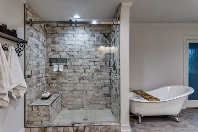 950 Turner Way, Mansfield, TX 76063