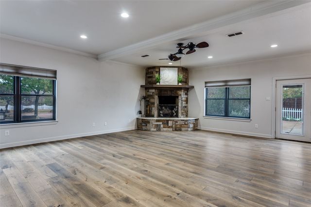 950 Turner Way, Mansfield, TX 76063