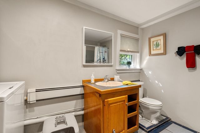 10 Hopkinton Rd, Upton, MA 01568