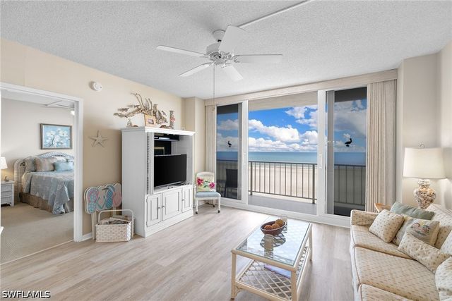 140 Seaview CT S-902, Marco Island, FL 34145