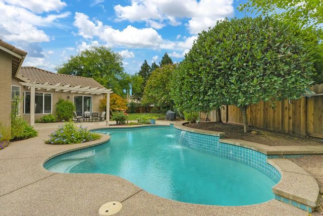 533 Rye Ct, Roseville, CA 95747