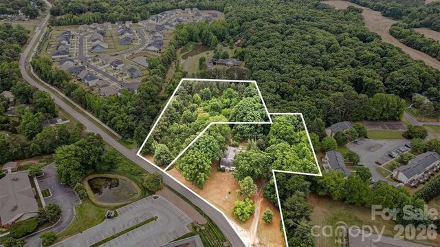 1116 Medlin Road, Monroe, NC 28112