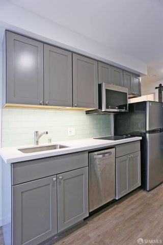 1532 Howard Street 202, San Francisco, CA 94103