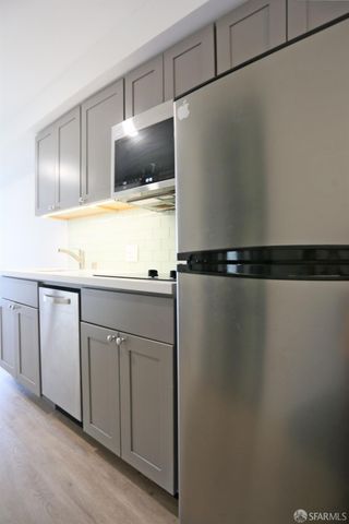 1532 Howard Street 202, San Francisco, CA 94103