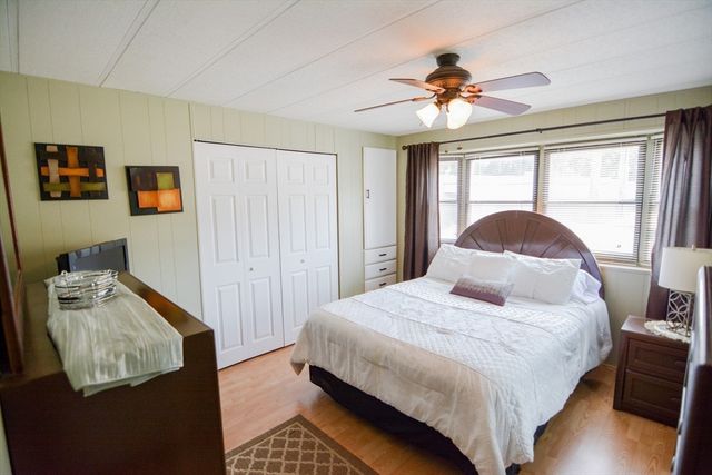 556 Central St 57, Leominster, MA 01453