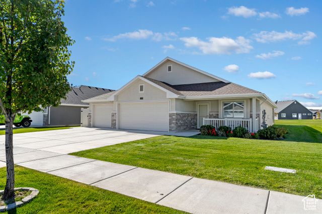 1124 S NEVILLE ST, Layton, UT 84041