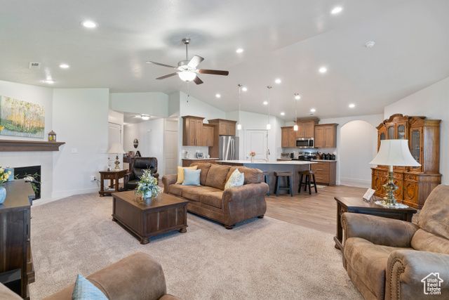 1124 S NEVILLE ST, Layton, UT 84041