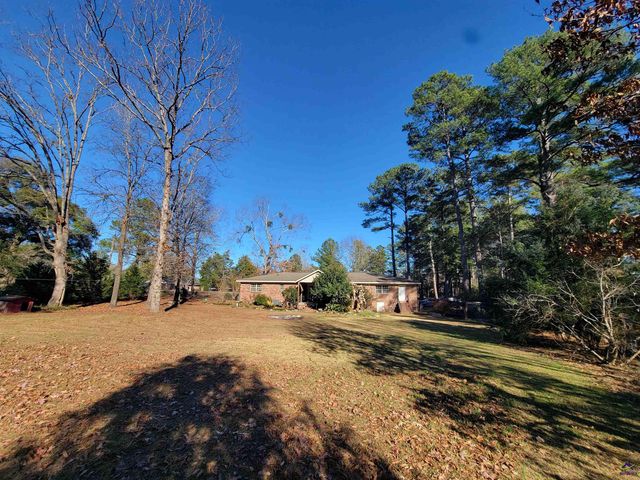 6 Easy Street, Hawkinsville, GA 31036