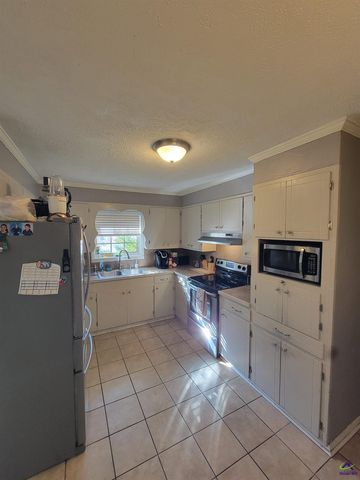 6 Easy Street, Hawkinsville, GA 31036