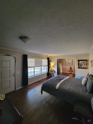 6 Easy Street, Hawkinsville, GA 31036