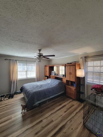 6 Easy Street, Hawkinsville, GA 31036