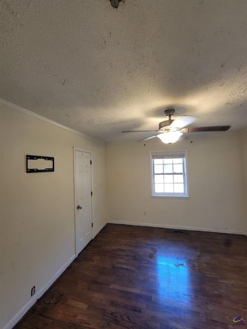 6 Easy Street, Hawkinsville, GA 31036