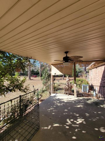 6 Easy Street, Hawkinsville, GA 31036