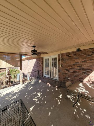 6 Easy Street, Hawkinsville, GA 31036