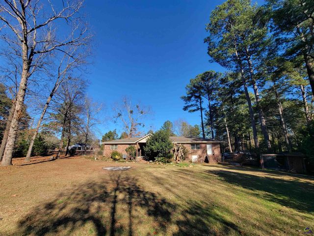 6 Easy Street, Hawkinsville, GA 31036