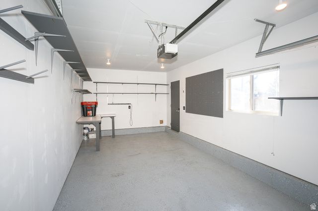 207 E 820 S, Centerville, UT 84014