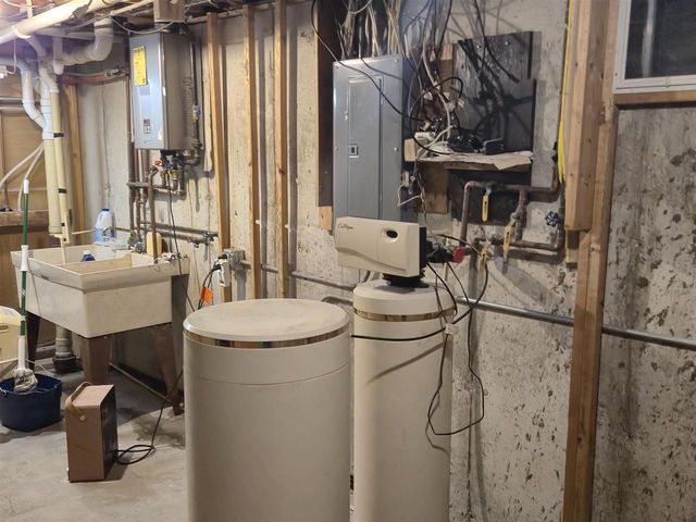 2011 N Sumac Drive, Janesville, WI 53545