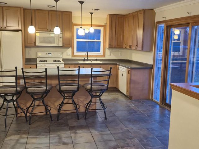 2011 N Sumac Drive, Janesville, WI 53545