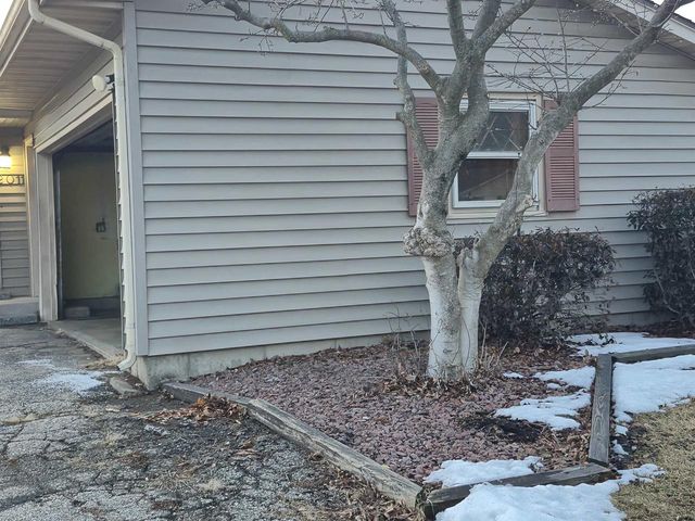 2011 N Sumac Drive, Janesville, WI 53545