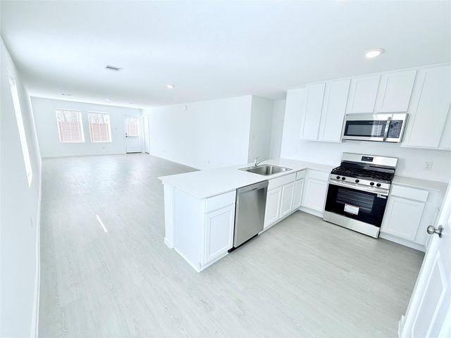 7730 Lavender Jade Drive, Rosharon, TX 77583