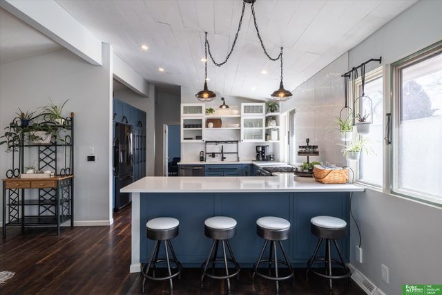 9711 Corby Street, Omaha, NE 68134