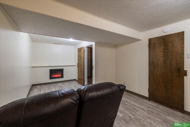 9711 Corby Street, Omaha, NE 68134